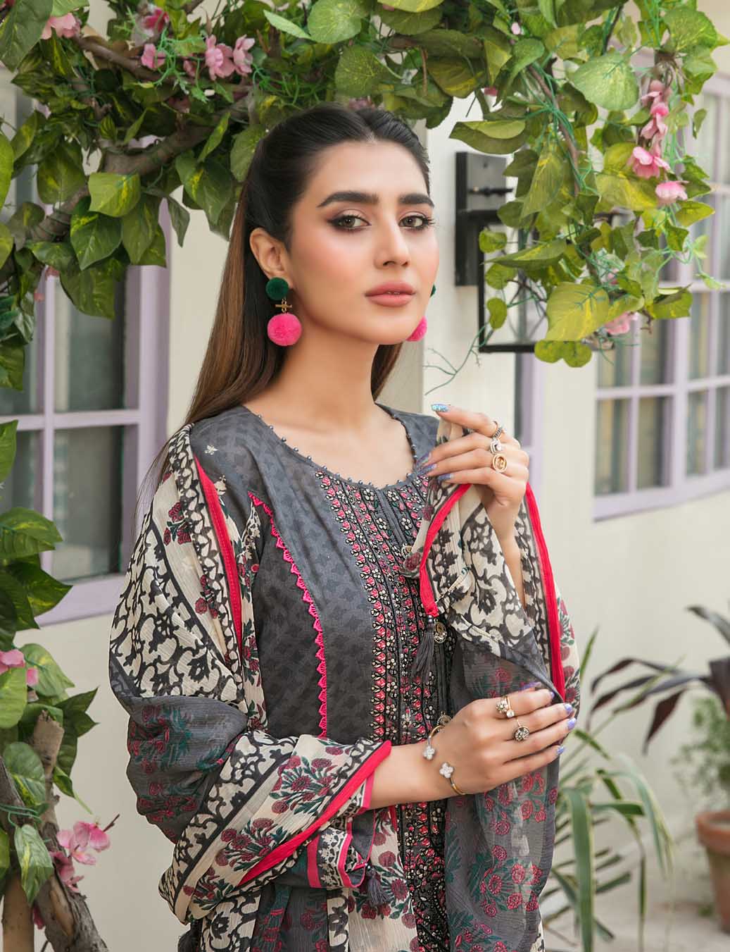 Tehzeeb Lawn by Tawakkal Pakistani Suit Set Grey