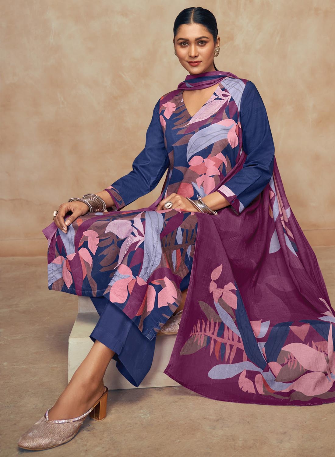 Women's Pure Cotton Lawn Unstitched Salwar Suit Dress Material