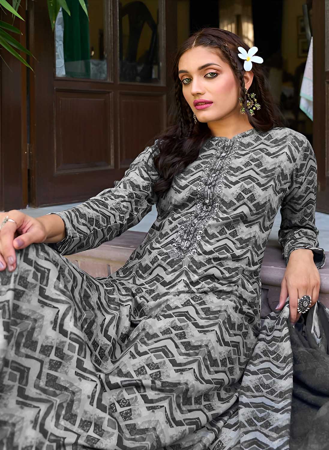 Unstitched Black Pashmina Winter Salwar Suit Dress Material for Women