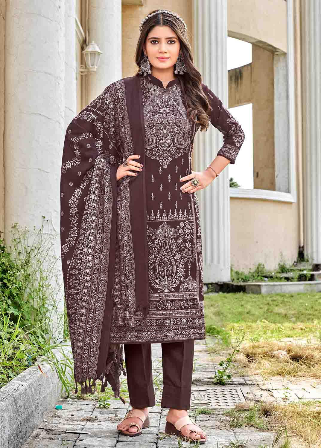 Pashmina Winter Unstitched Women Suit Dress Material with Shawl Stilento Pashmina Winter Unstitched Women Suit Dress Material with Shawl Stilento