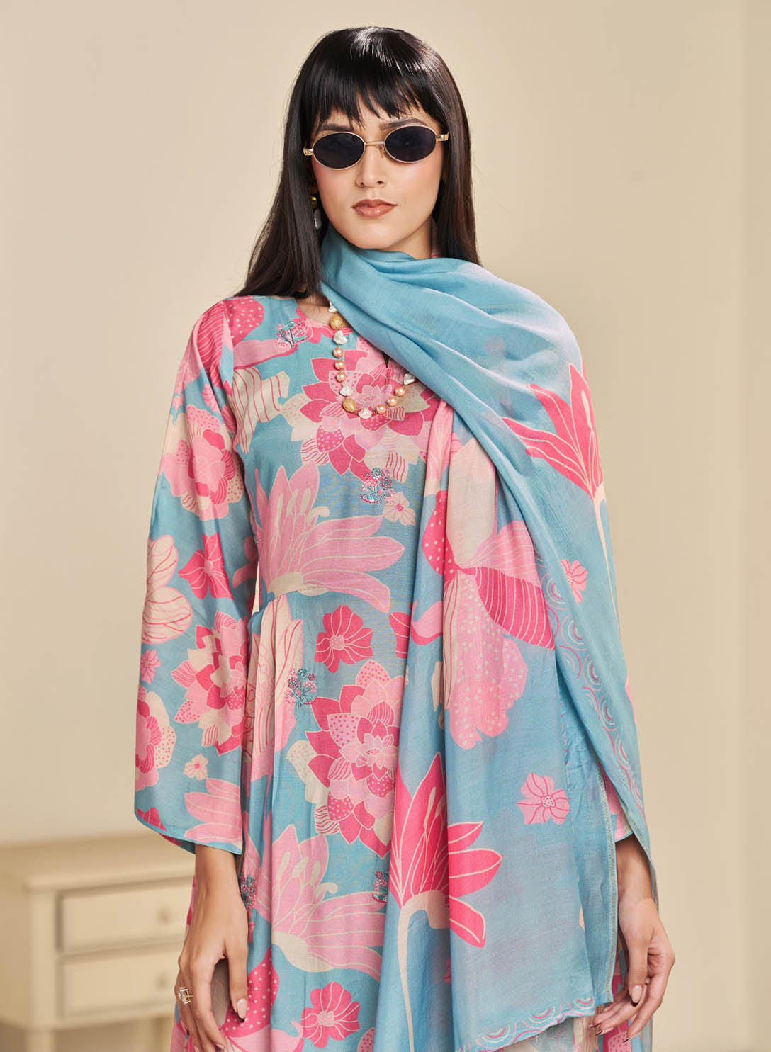 Party Wear Pure Muslin Pink Unstitched Salwar Suit Material for Women