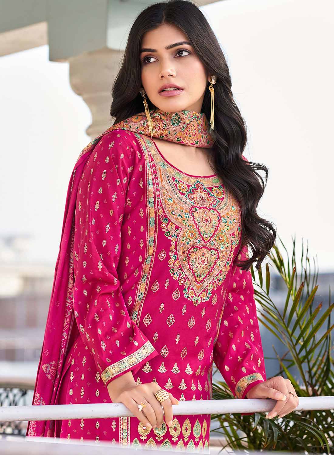 Pink Pakistani Unstitched Muslin Salwar Suit Material with Gold Print for Women