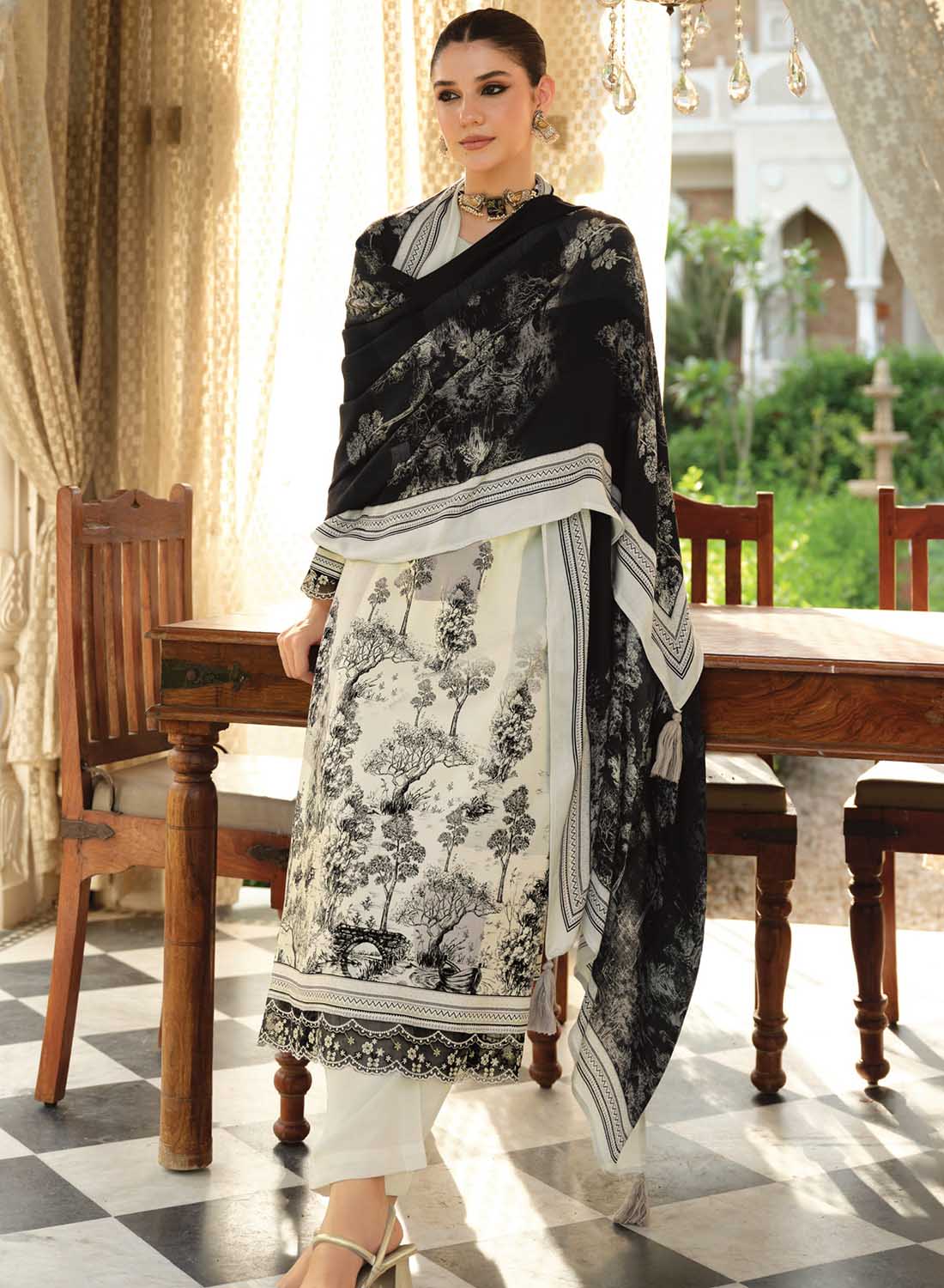 Off-White Viscose Pashmina Unstitched Winter Salwar Suit Material