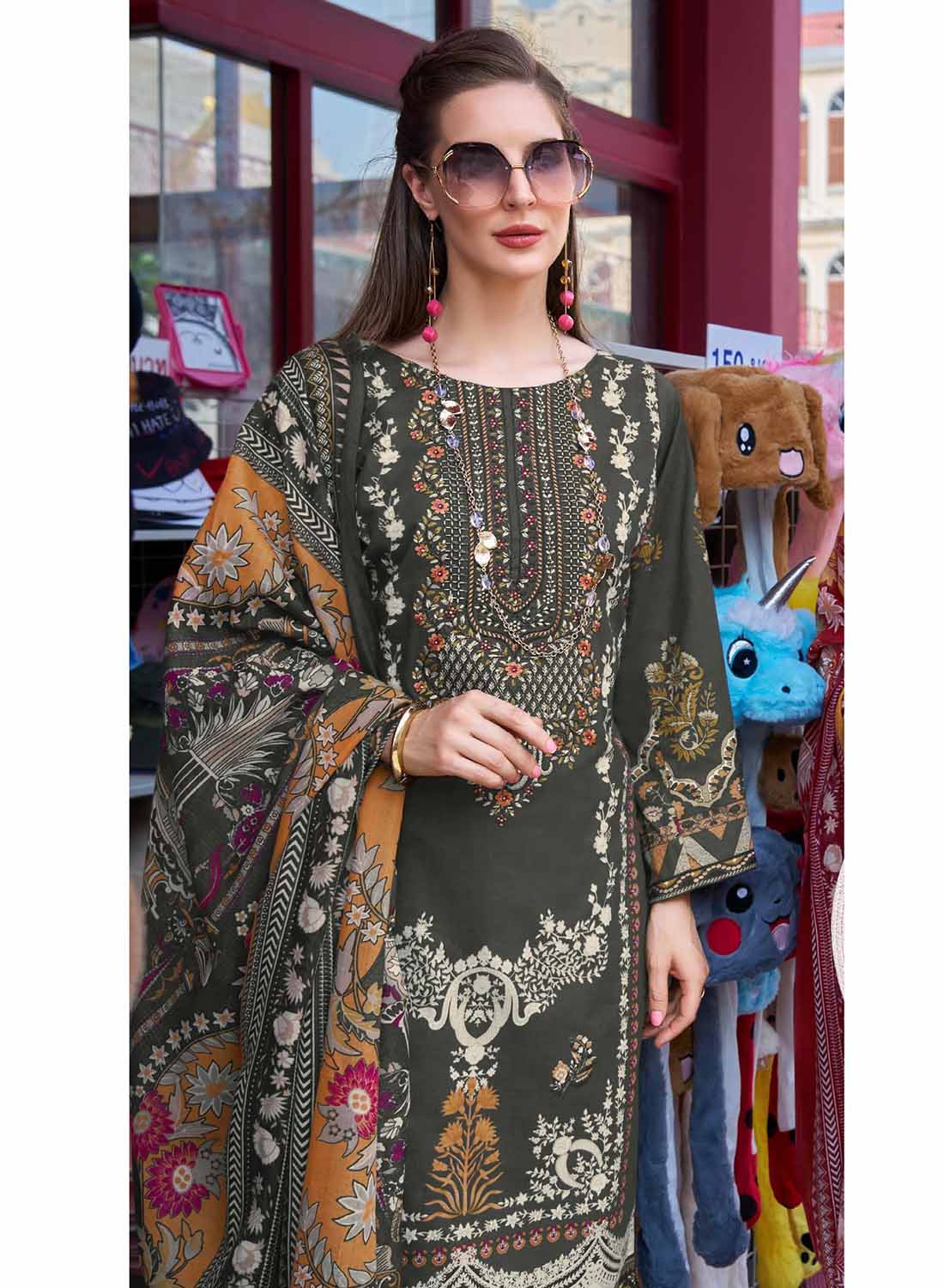 Women Pakistani Print Unstitched Pure Cotton Salwar Suit Dress Material