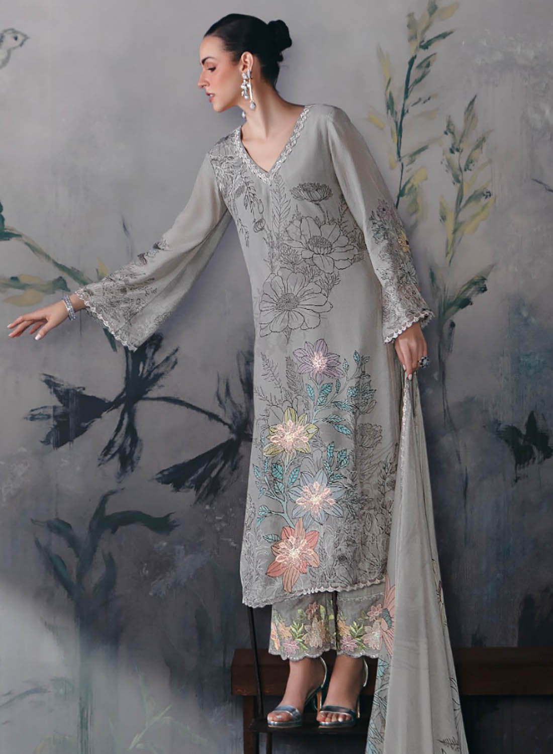 Grey Party Wear Muslin Unstitched Salwar Suit Dress Material with Embroidery