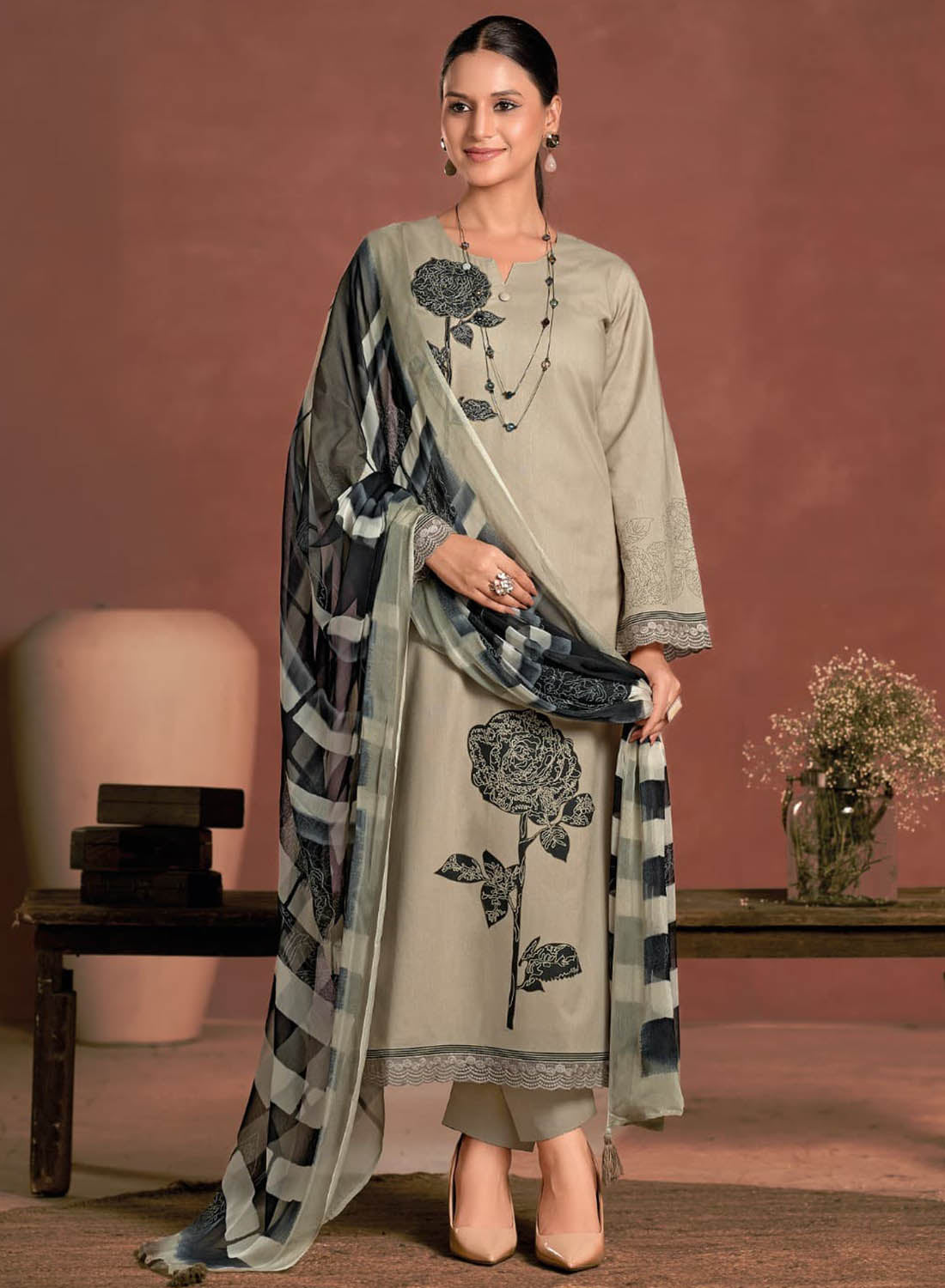 Elegant Pure Lawn Cotton Unstitched Salwar Suit Dress Material for Women
