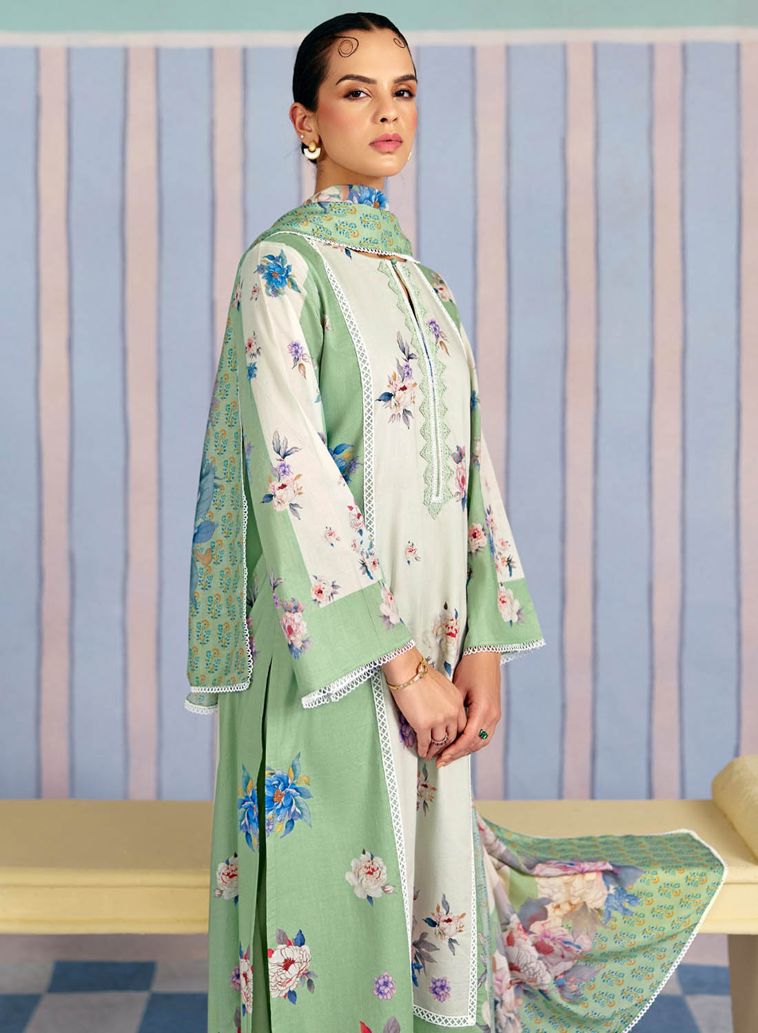 Pure Lawn Cotton Green Unstitched Salwar Suit Material with Embroidery
