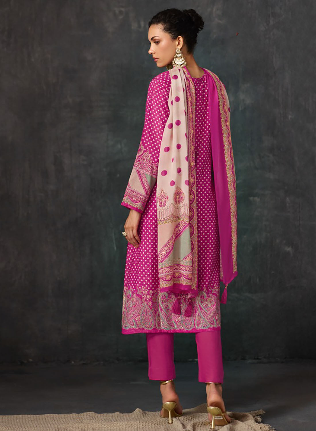 Pure Muslin Party Wear Pink Unstitched Suit Material with Chinon Dupatta