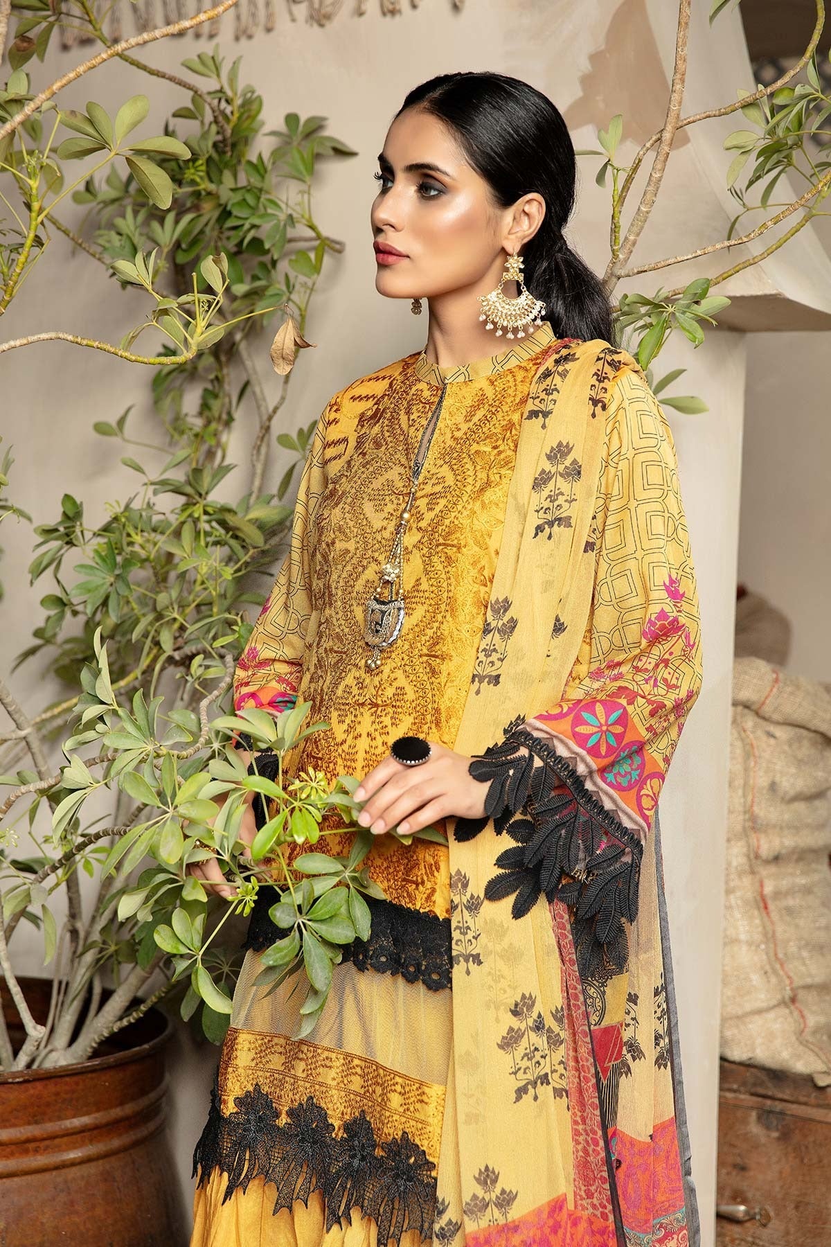 Bin Rashid Lawn Chikankari Pakistani Women Suits Collection