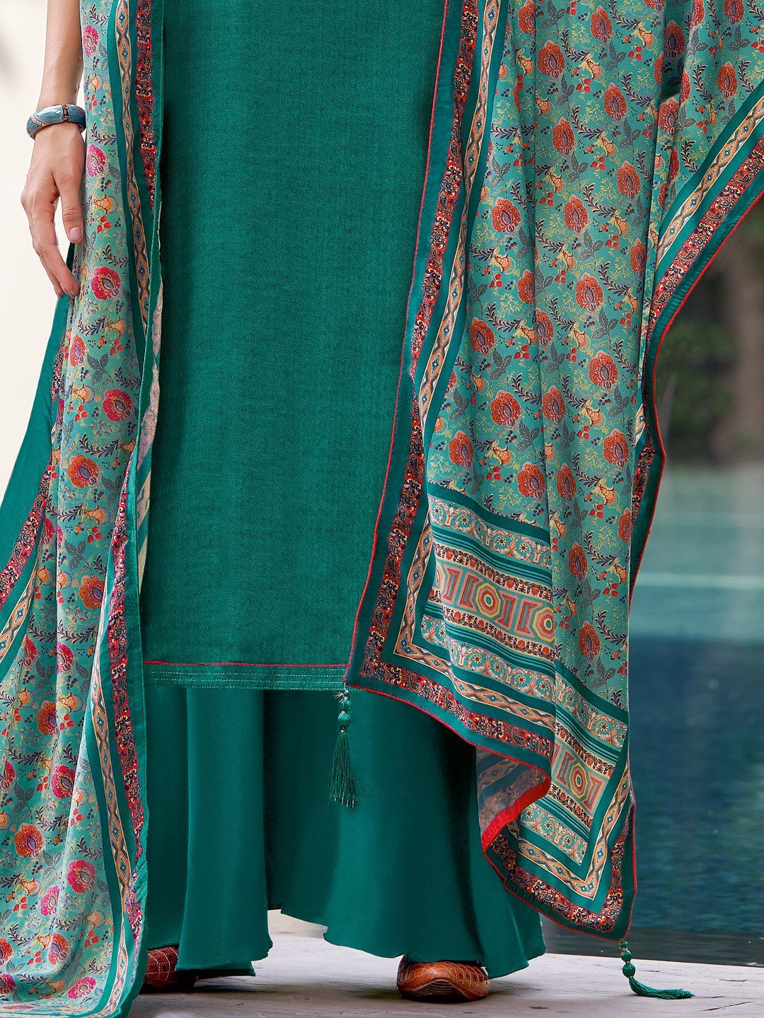 Green Woolen Pashmina Winter Unstitched suits for Ladies