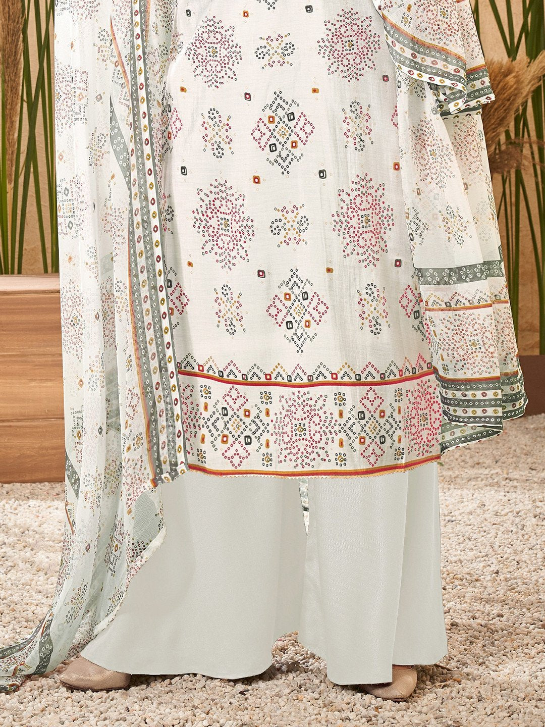Off-White Viscose Silk Unstitched Suit with Chiffon Dupatta