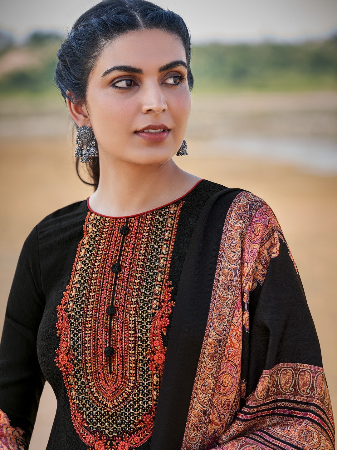 Pashmina Black Unstitched Suits Dress Material for Woman