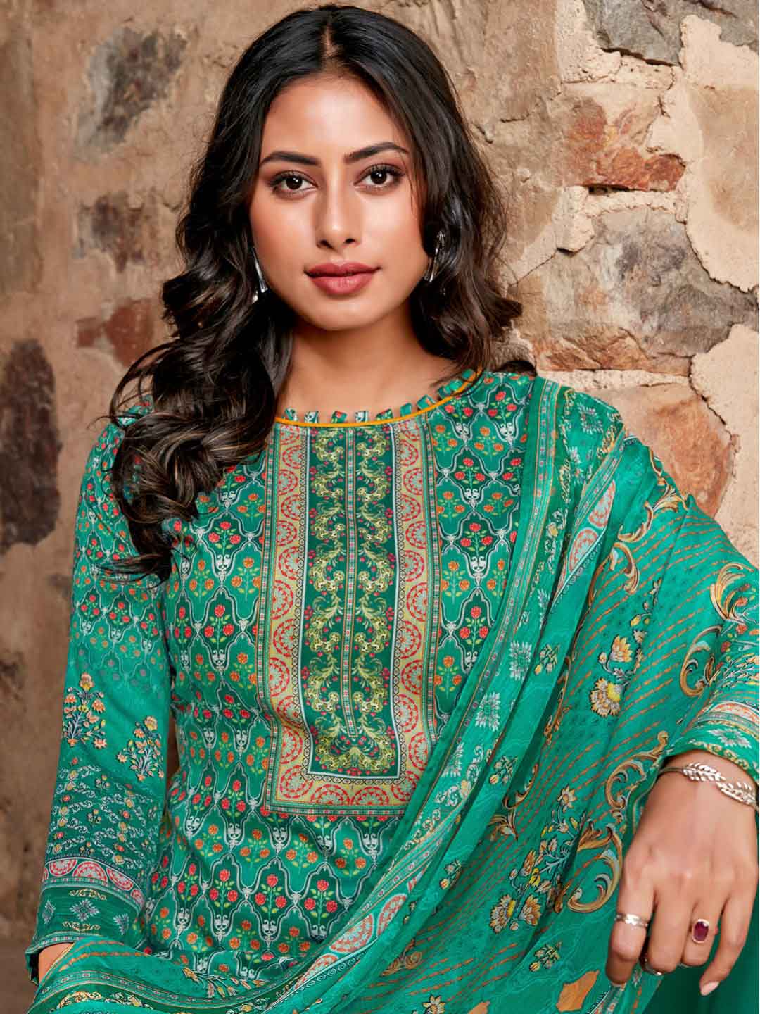 Women's Green Cotton Pakistani unstitched suits Dress Material With Chiffon Dupatta