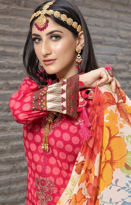 Printed Lawn with Embroidered Neckline Unstiched Pakistani Suit
