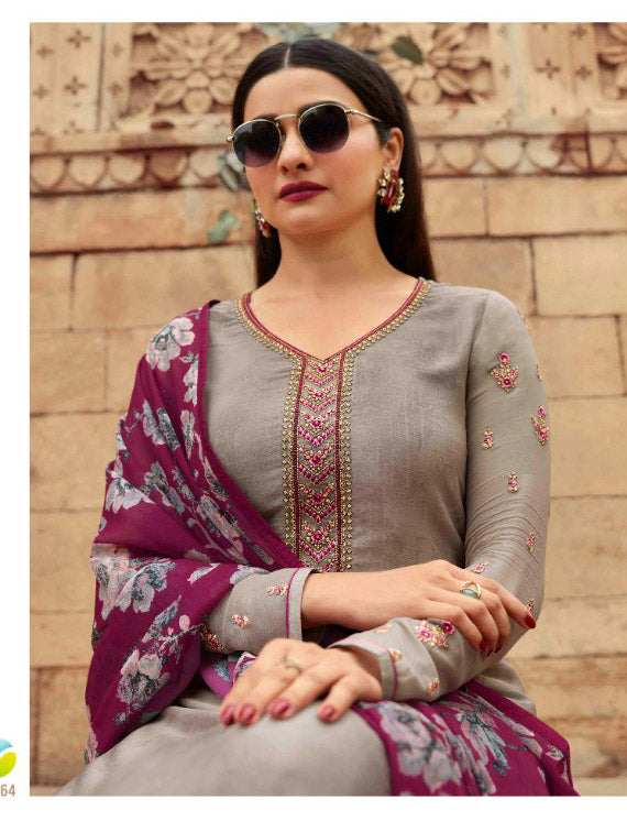 Unstitched Grey Crepe Suits Set With Georgette Dupatta Dress material