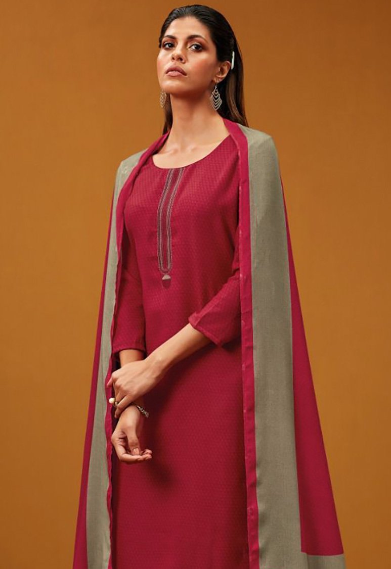 Woolen Winter Unstitched suits for Ladies With Stole