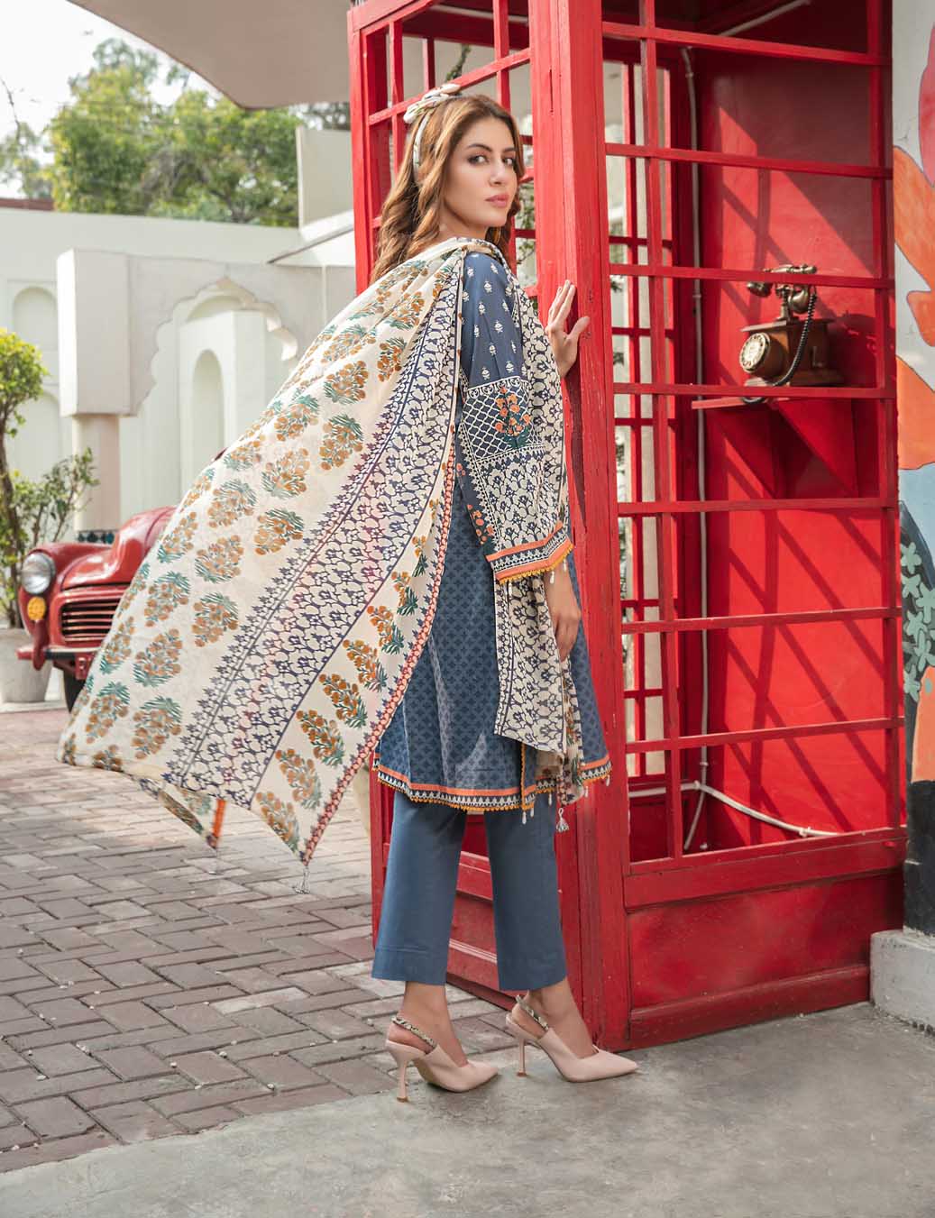 Tehzeeb Lawn by Tawakkal Pakistani Suit Set Blue Tawakkal