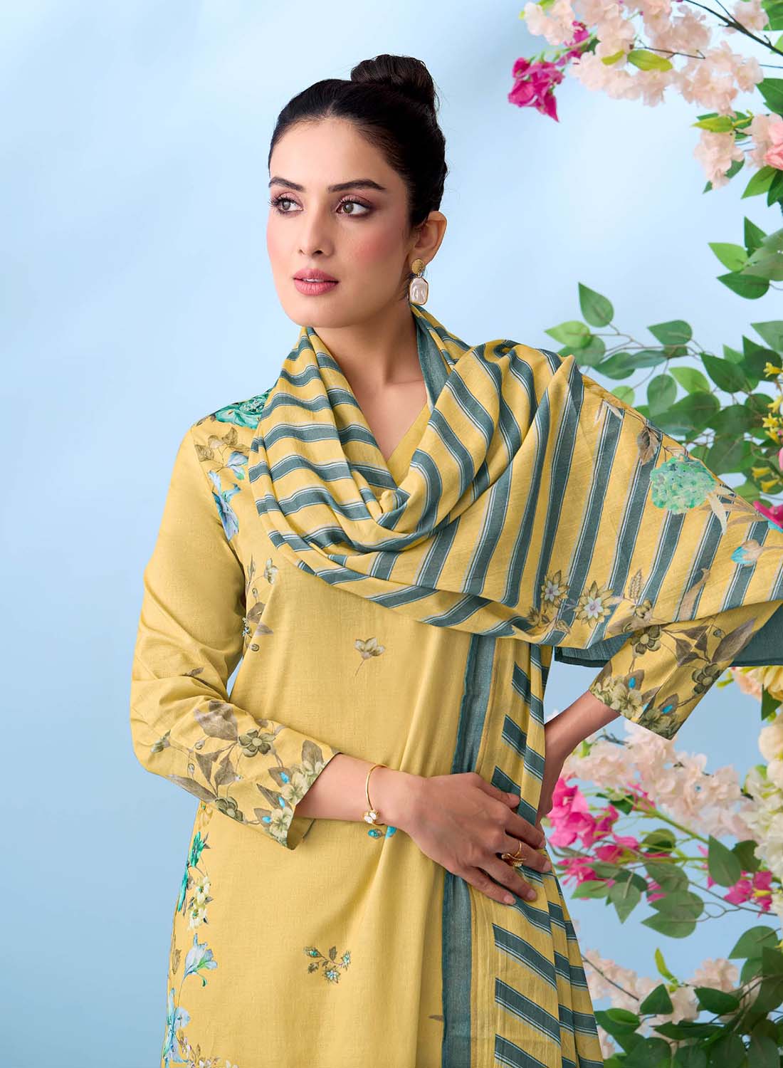 Women Pure Cotton Printed Unstitched Suit Material with Dupatta