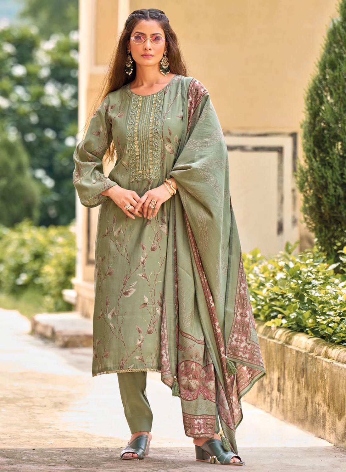 Party Wear Muslin Unstitched Salwar Suit Material with Fancy Hand Work