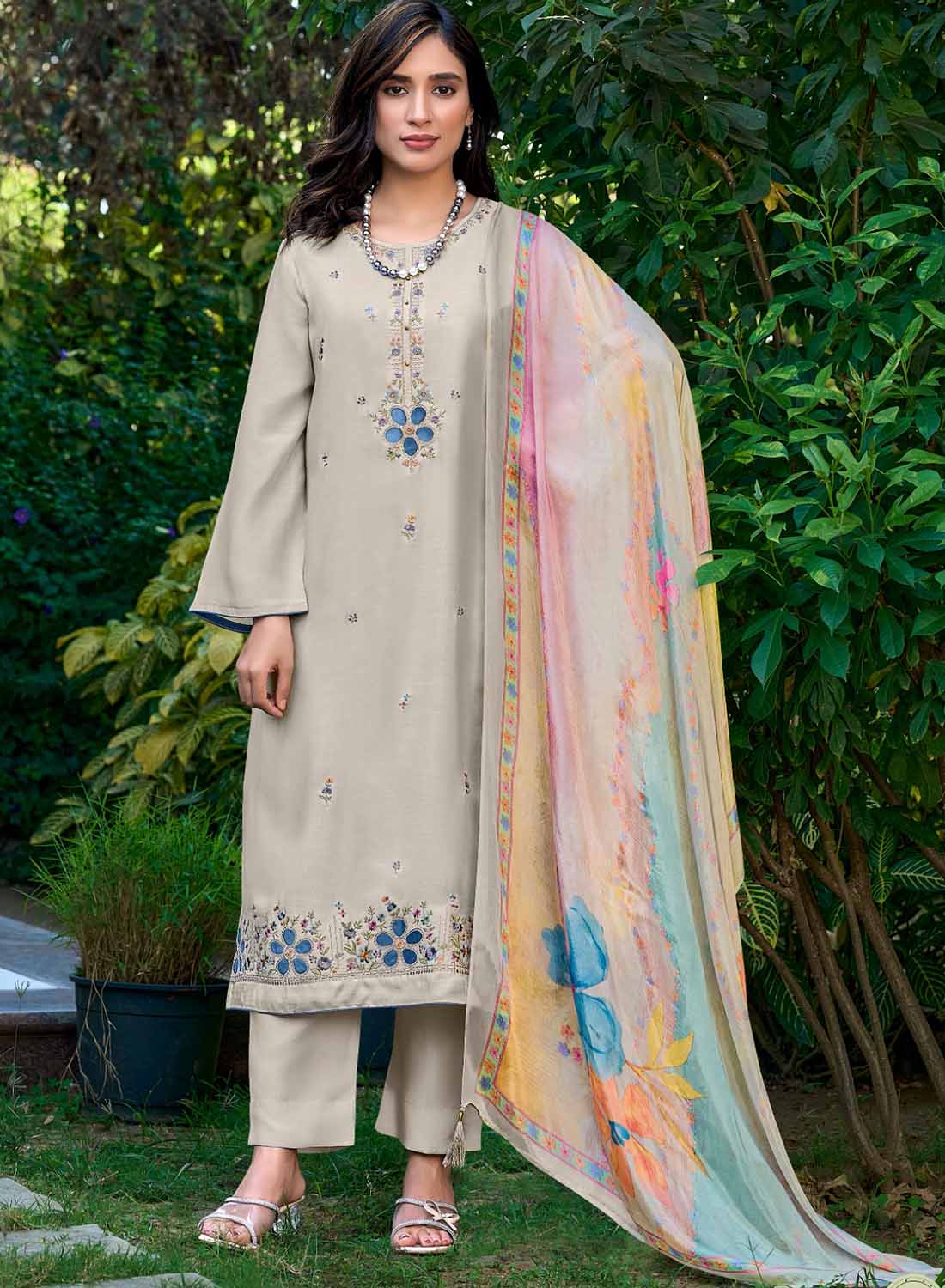 Grey Party Wear Pure Muslin Silk Unstitched Suit Material for Women