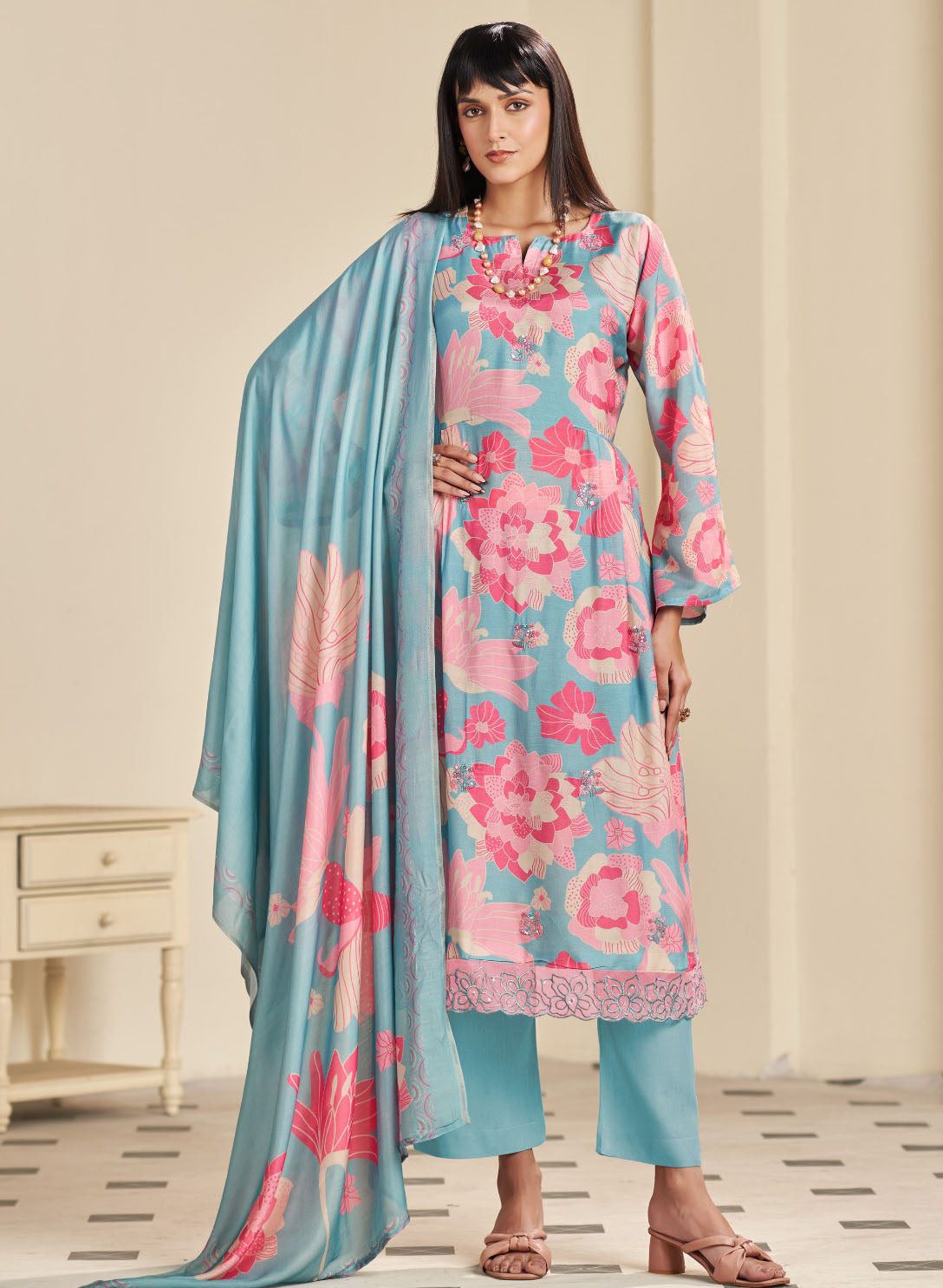 Party Wear Pure Muslin Pink Unstitched Salwar Suit Material for Women