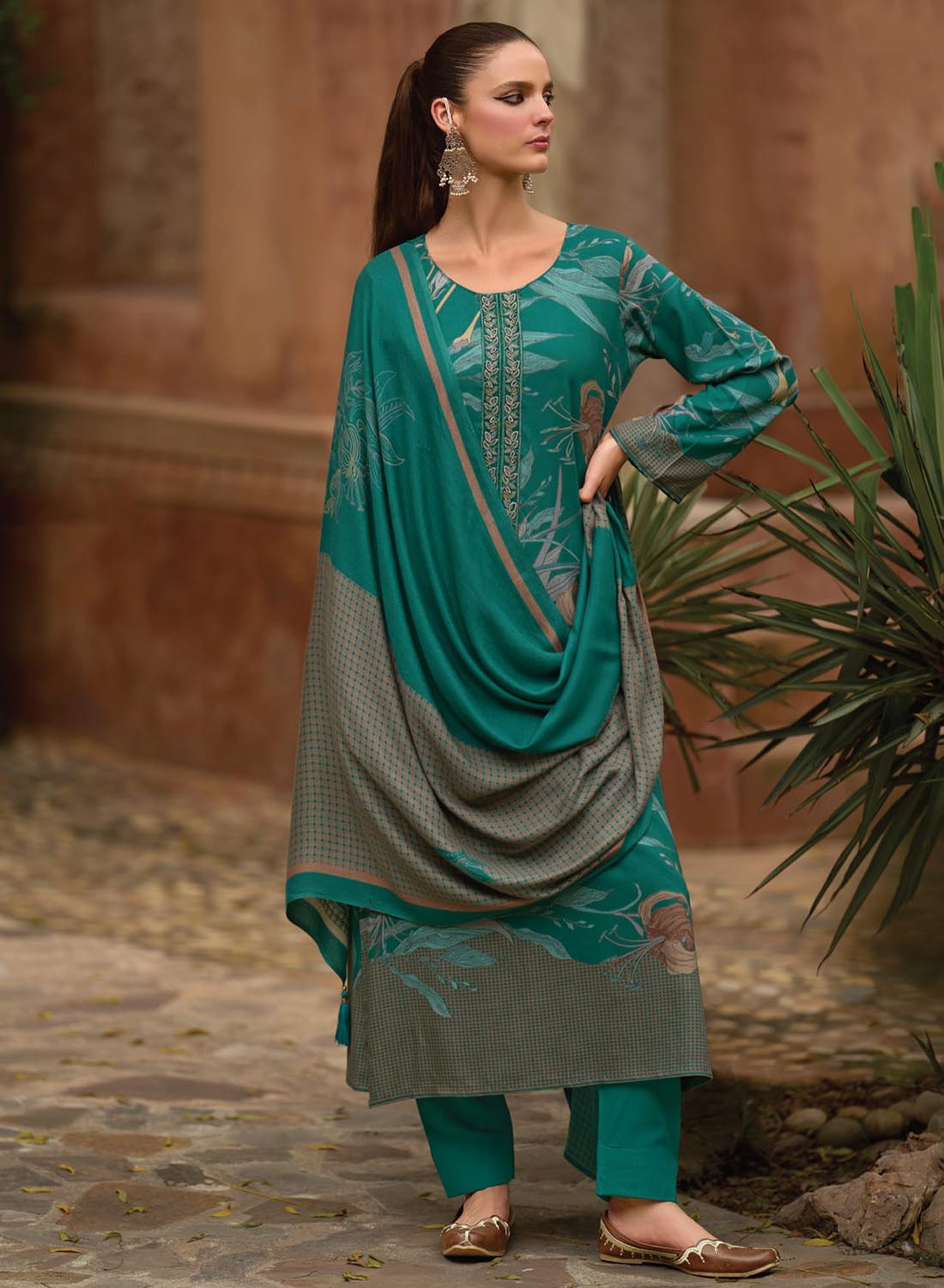 Fancy Pashmina Printed Unstitched Winter Salwar Suit Dress Material