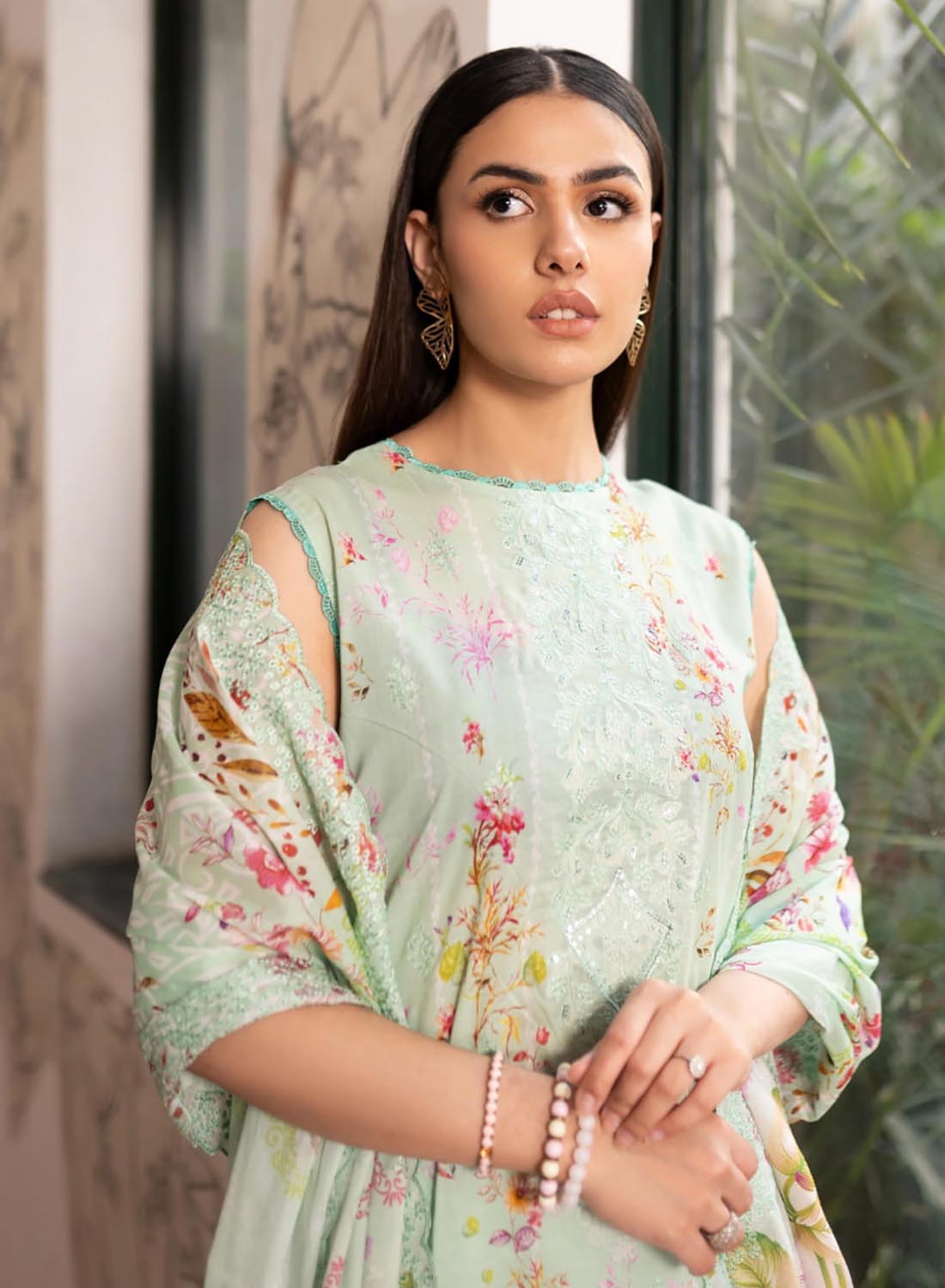 Gulljee Unstitched Pakistani Lawn Suit Material with Embroidery