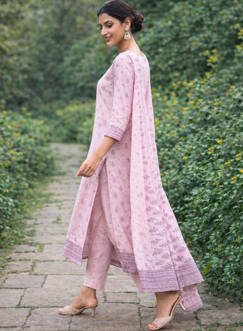 Daily Wear Pure Cotton Printed Pink Unstitched Suit Material for Women