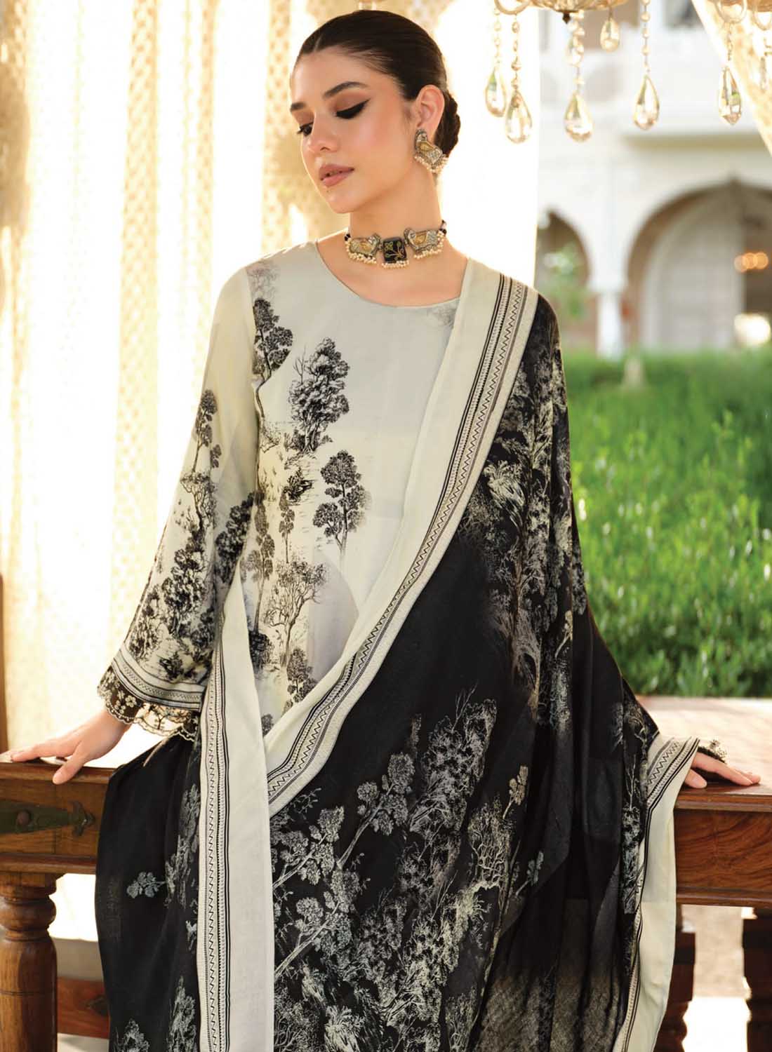 Off-White Viscose Pashmina Unstitched Winter Salwar Suit Material