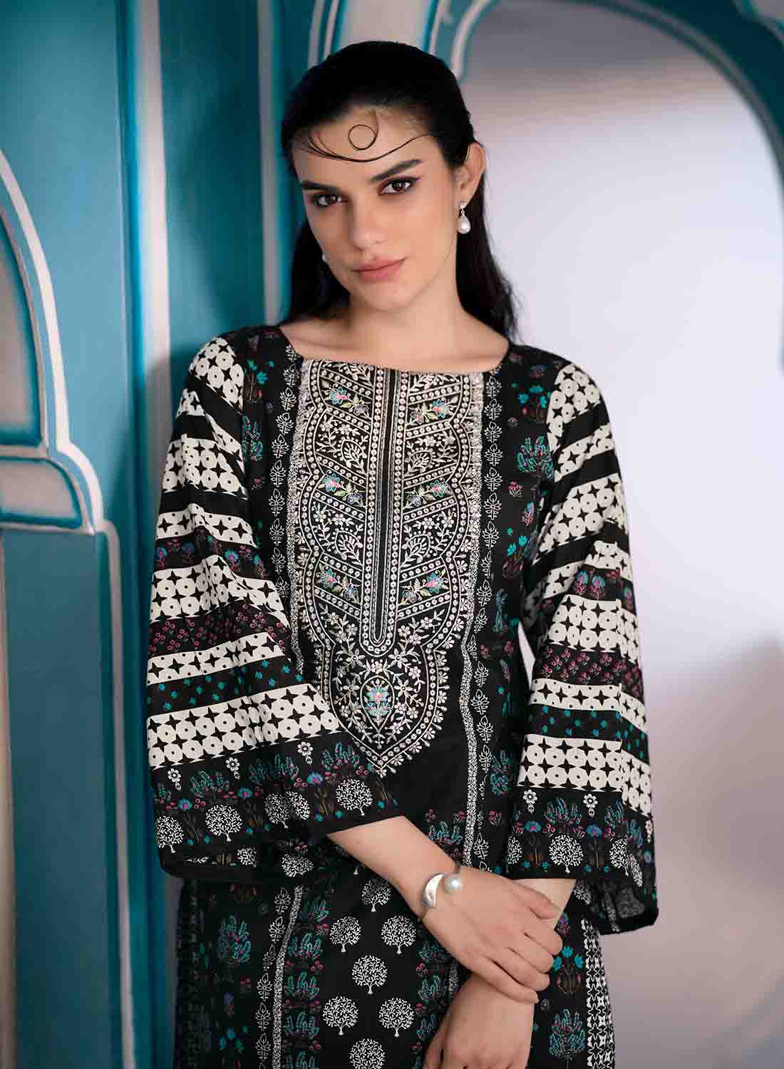 Women's Black Pakistani Print Unstitched Cotton Salwar Suit Material