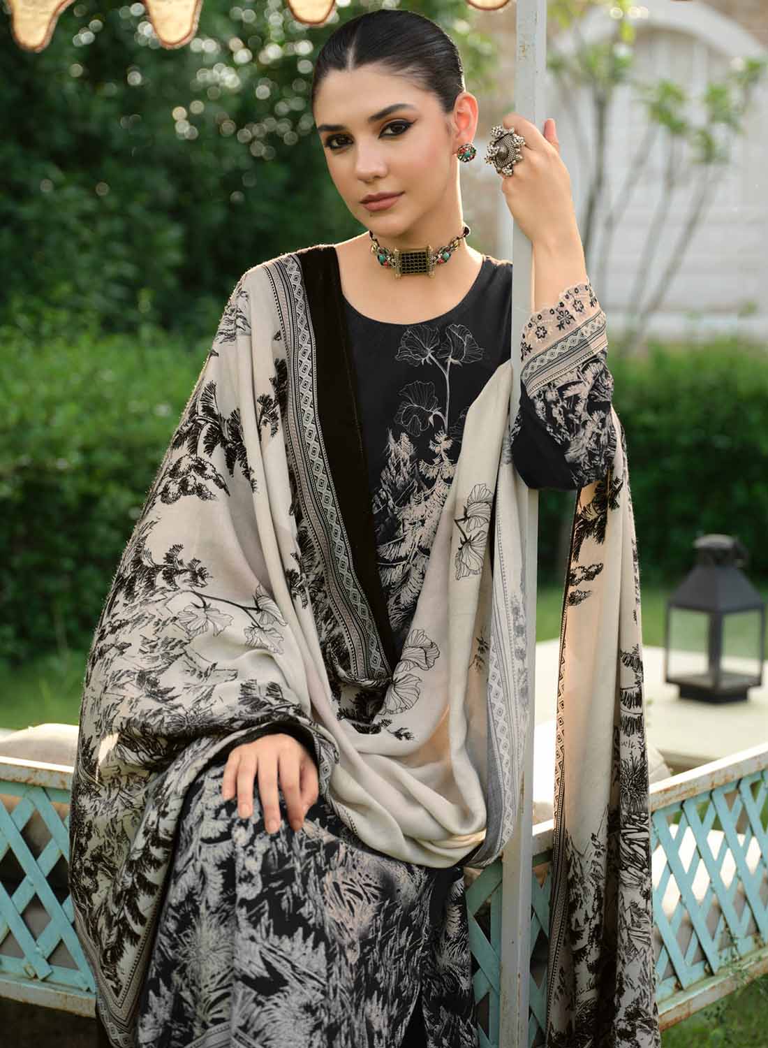 Fancy Black Viscose Pashmina Unstitched Winter Salwar Suit Set Material
