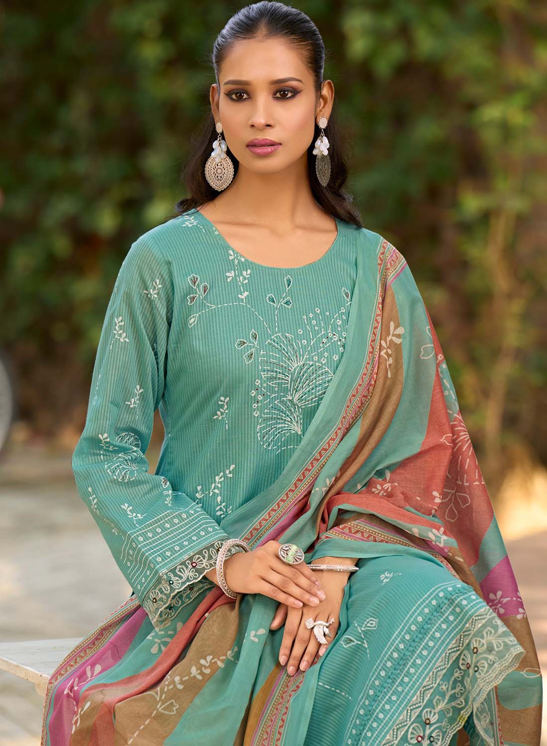 Latest Lawn Cotton Unstitched Salwar Suit Material for Women