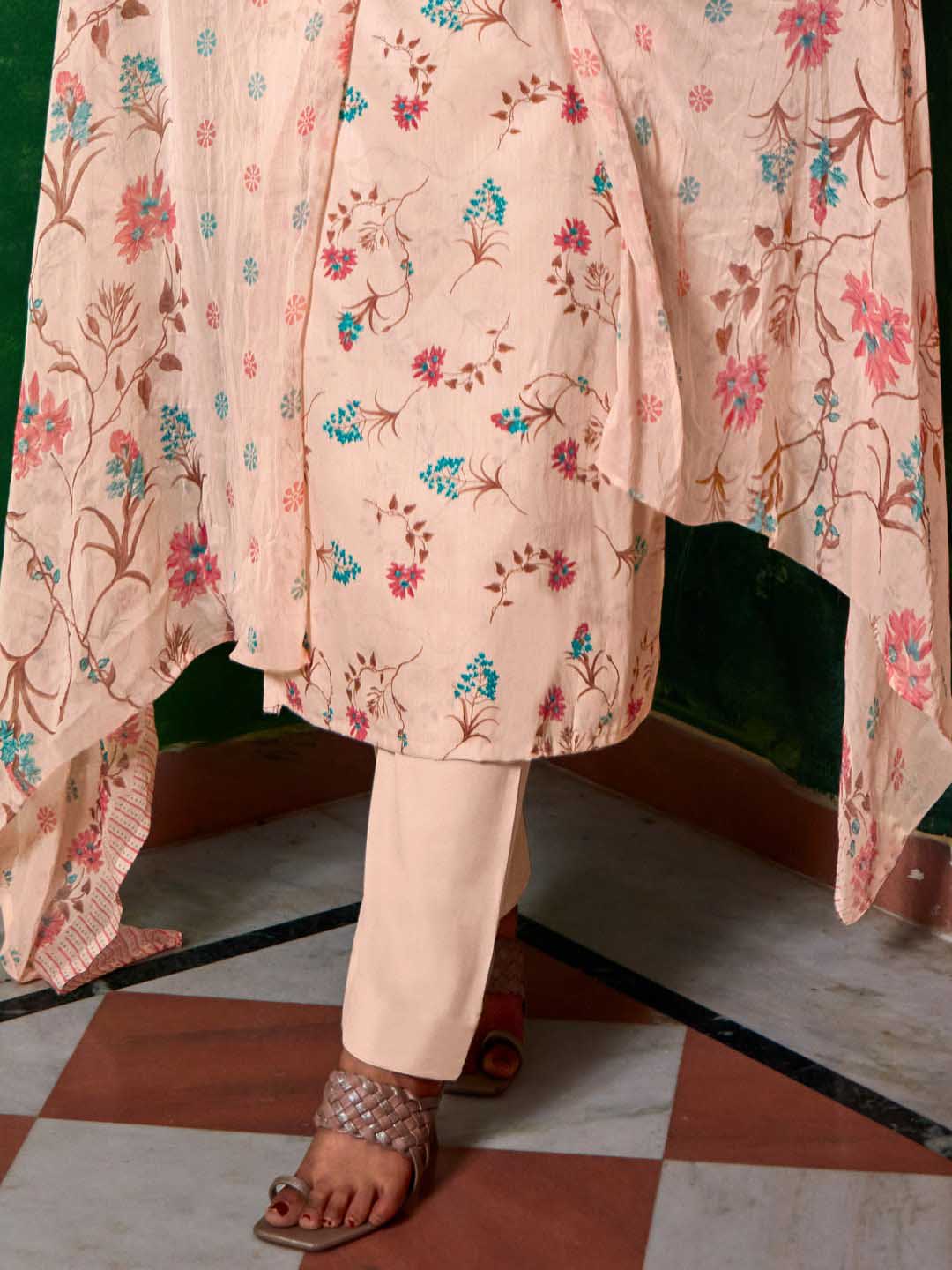 Zulfat Daily Wear Unstitched Women Cotton Suit Set Peach Zulfat