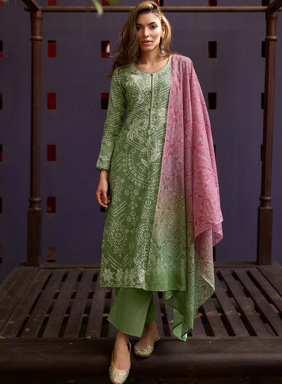 Mumtaz Arts Lawn Cambric Cotton Unstitched Ladies Suit Material