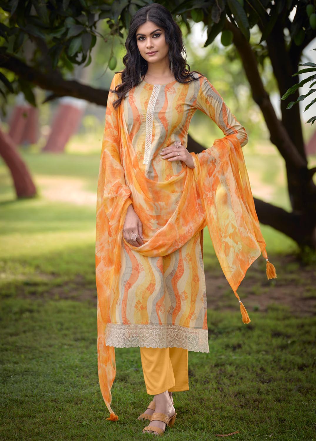 Kilory Unstitched Lawn Cotton Women Suit with Chiffon Dupatta Kilory Trends