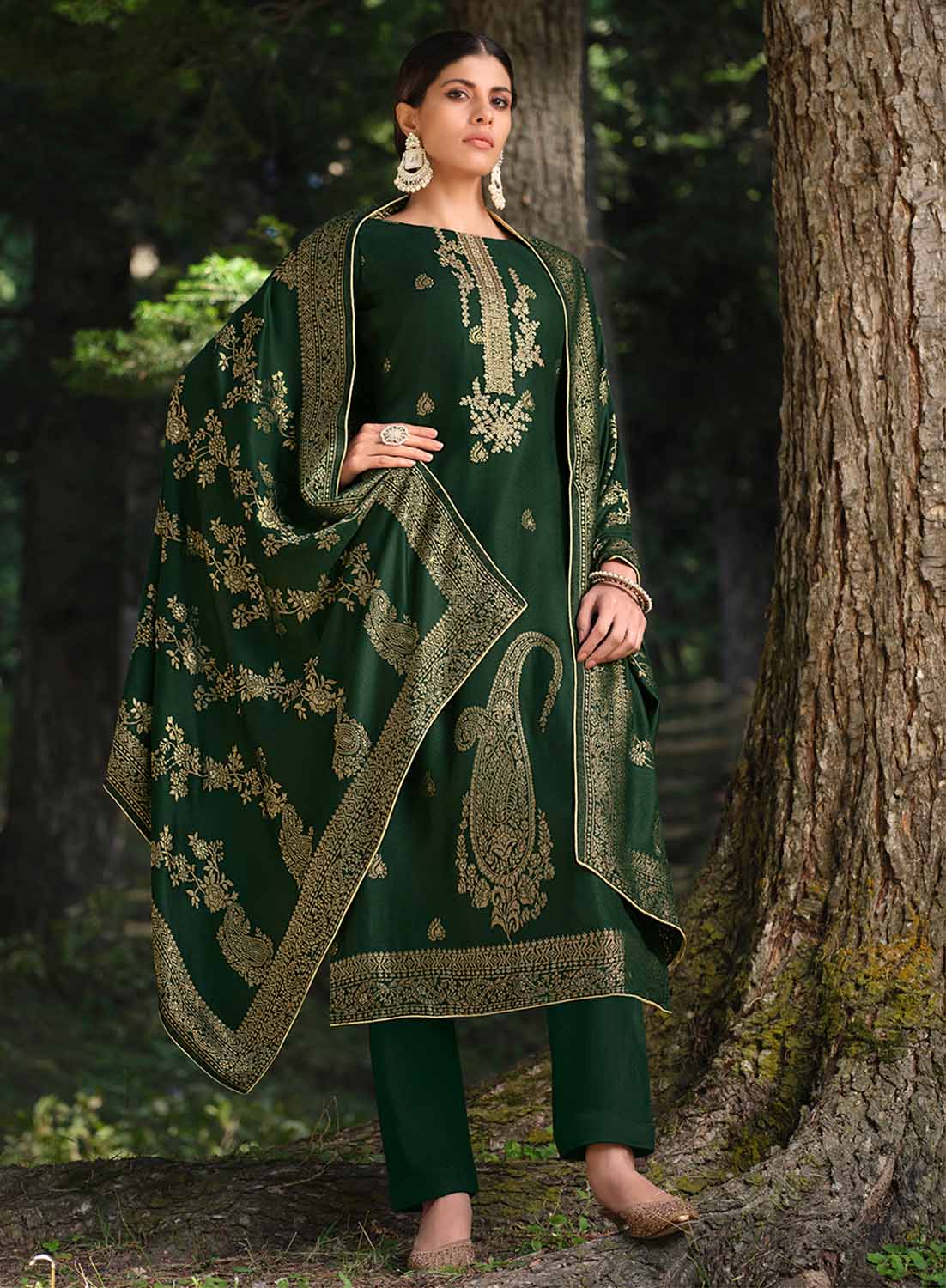 Belliza Green Pashmina Jacquard Unstitched Winter Suit Dress Material Belliza