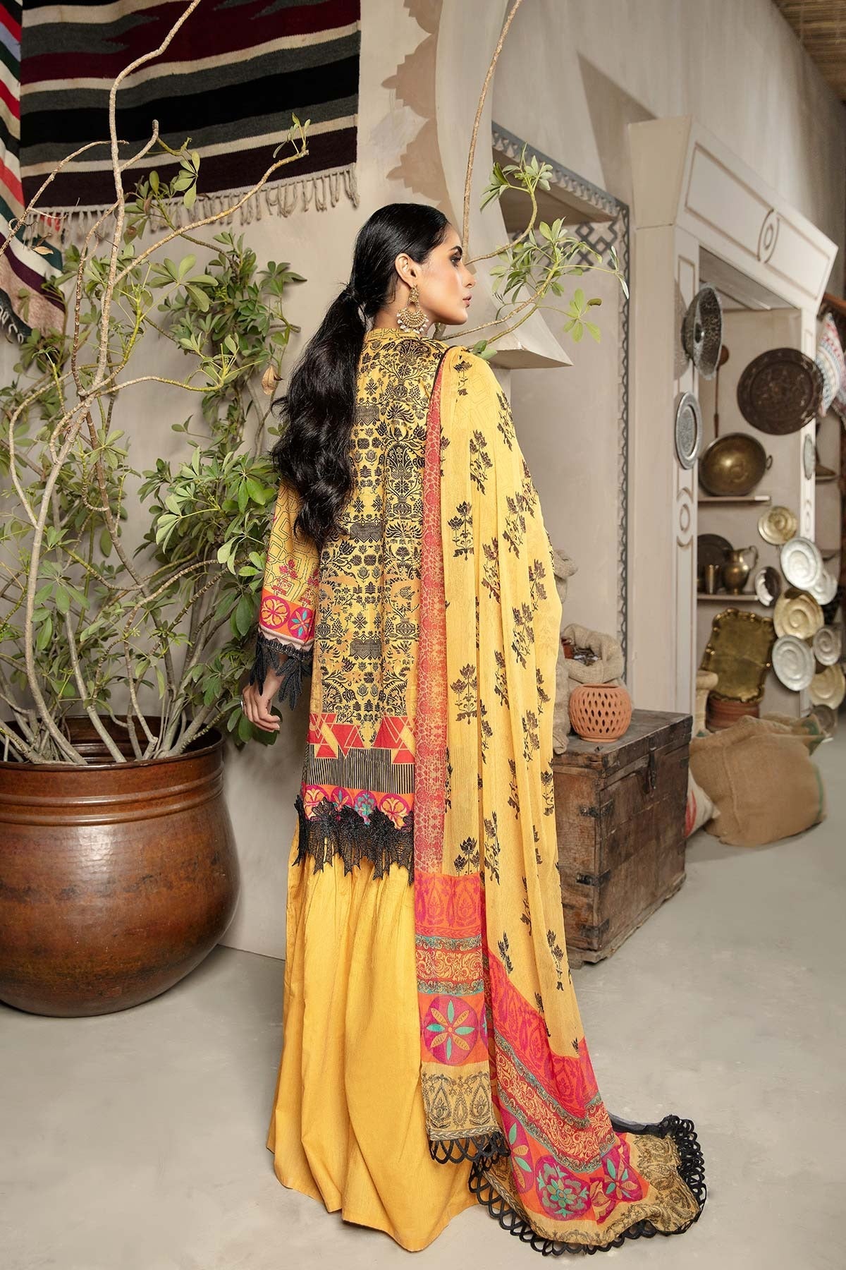 Bin Rashid Lawn Chikankari Pakistani Women Suits Collection - Stilento