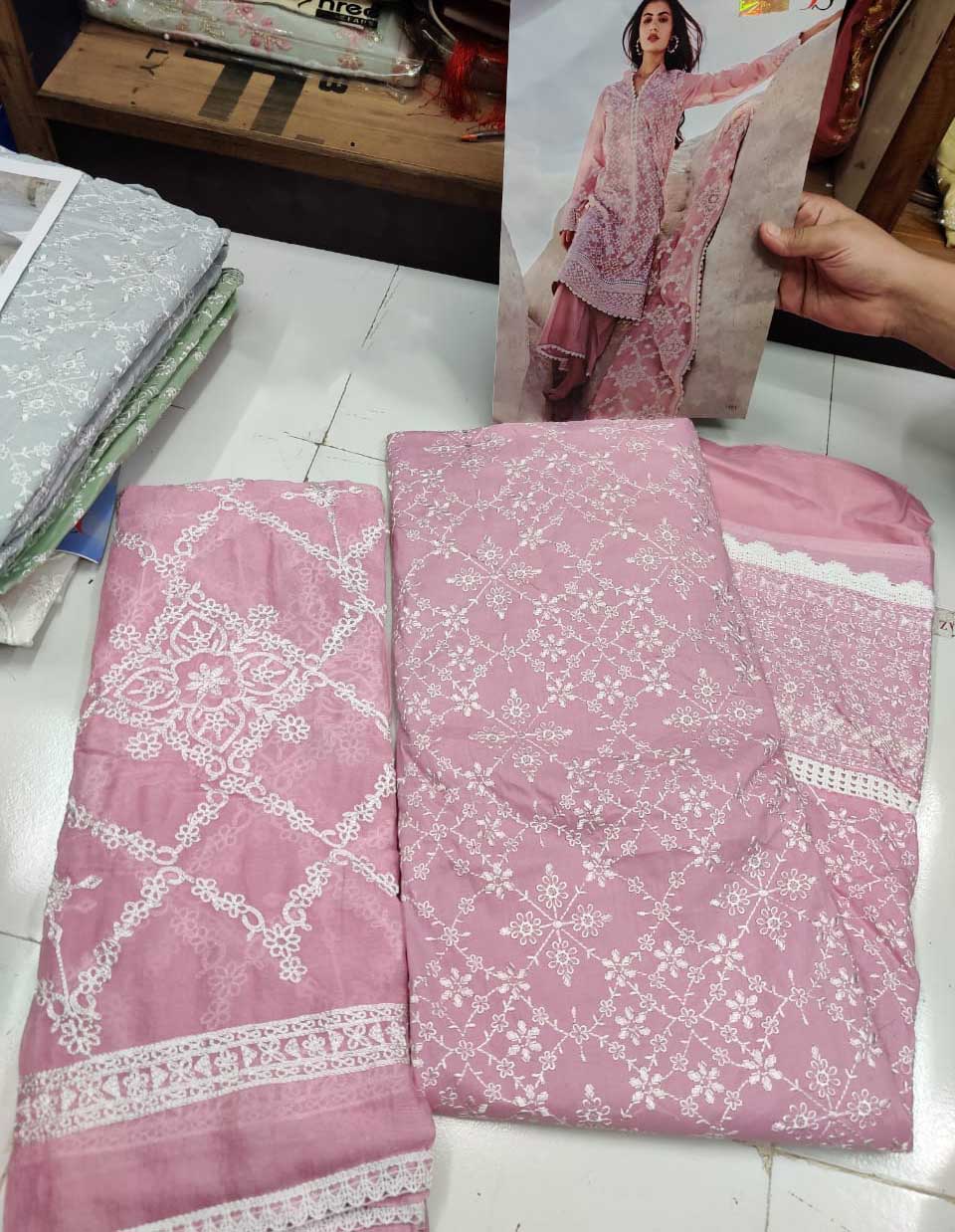Cotton Embroidery Pink Pakistani Salwar Suits Set - Stilento
