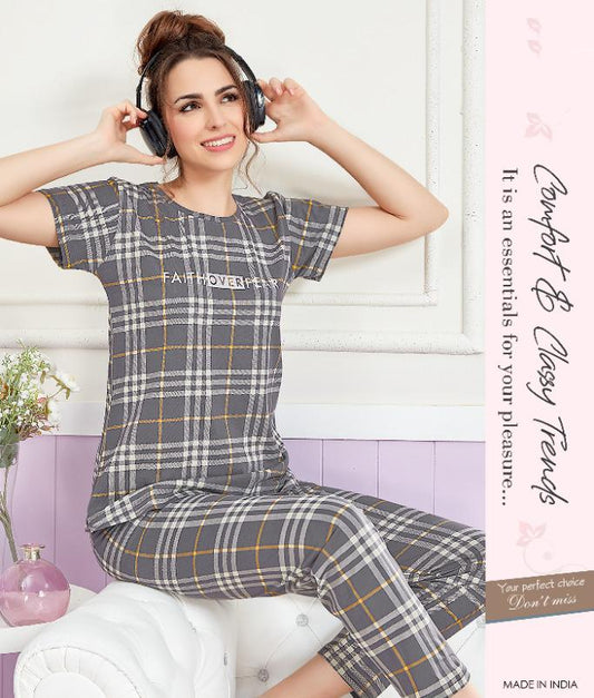 Buy Winter Cotton Printed Night Suit Set for Ladies Online – Stilento