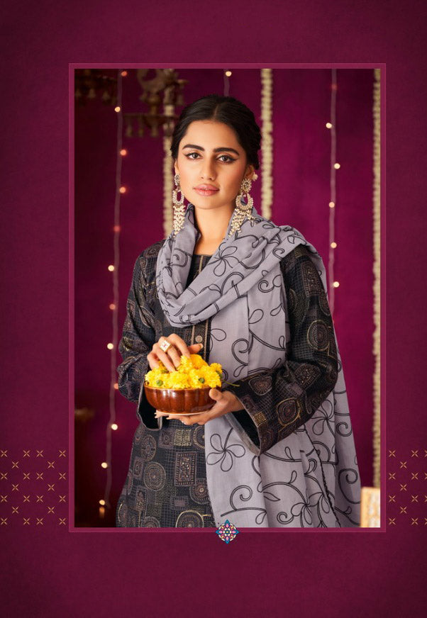 Aishwarya Rai Bachchan Sizzles The Black Salwar Suit For The Trailer Launch  Of Upcoming Film Ponniyin