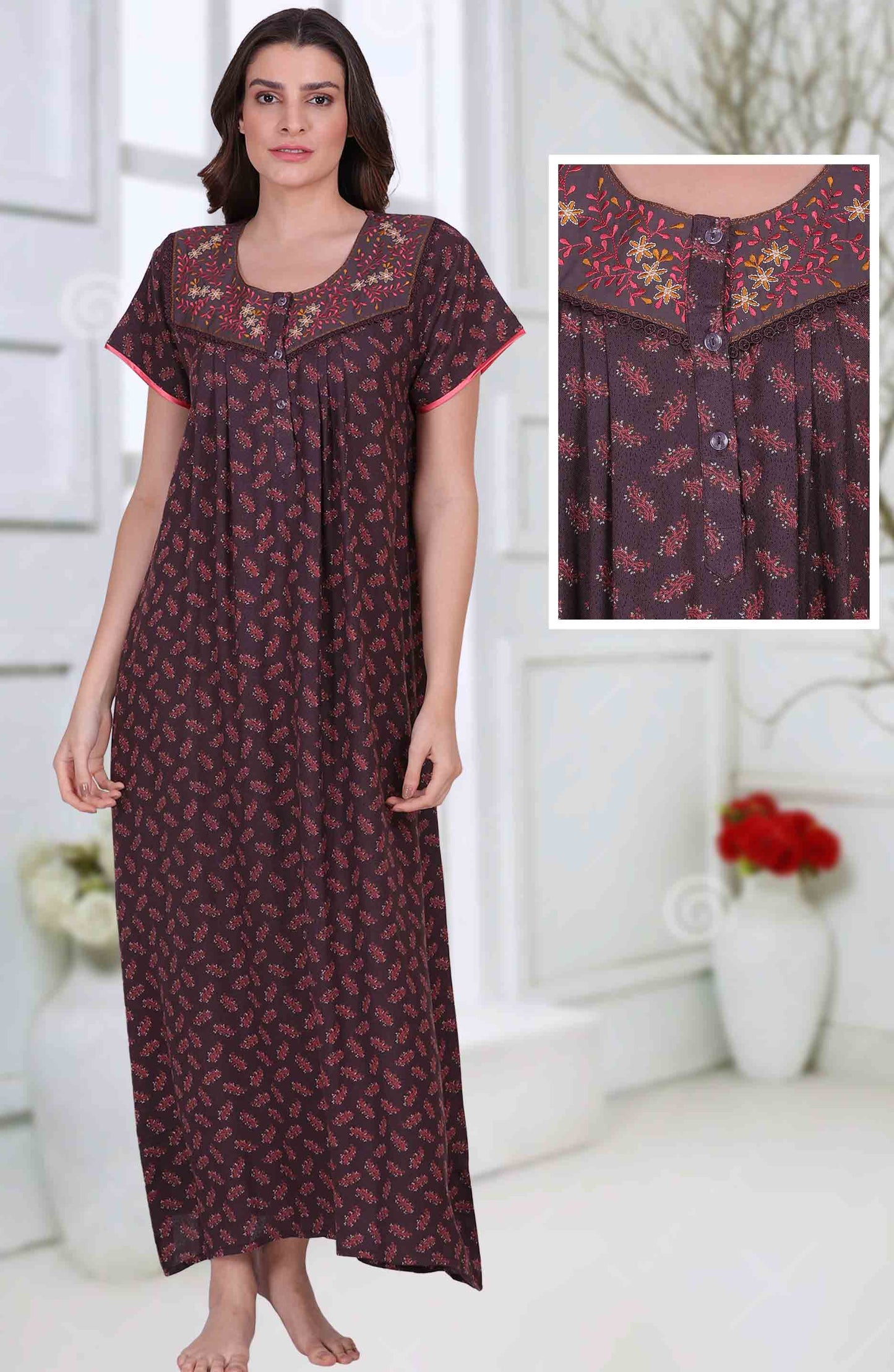 Long Black Nighty for Woman with Embroidery - Stilento