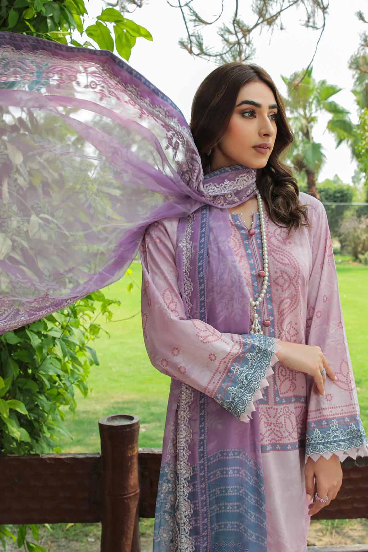 Nureh Gardenia Embroidered Pink Lawn Pakistani Suit - Stilento