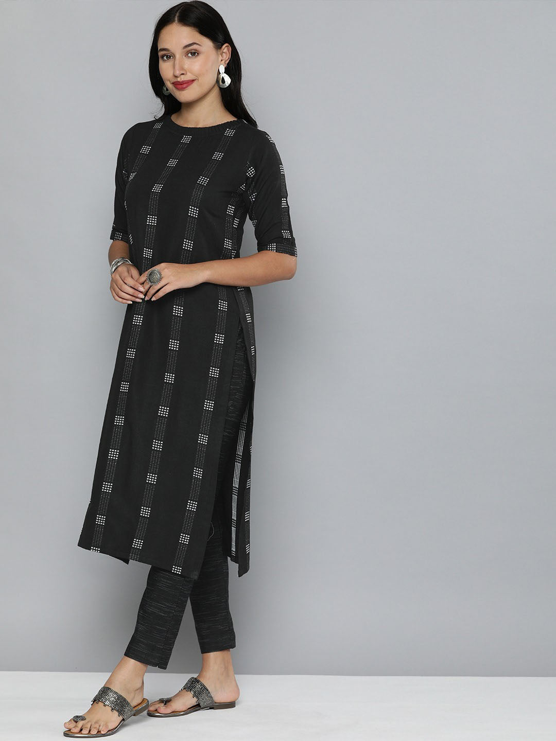 Pure Cotton Handloom Unstitched Black Ethnic Salwar Suit Material - Stilento